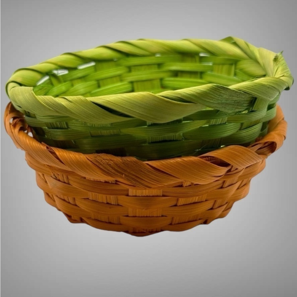 VINTAGE MINIATURE BASKETS TWO PIECES